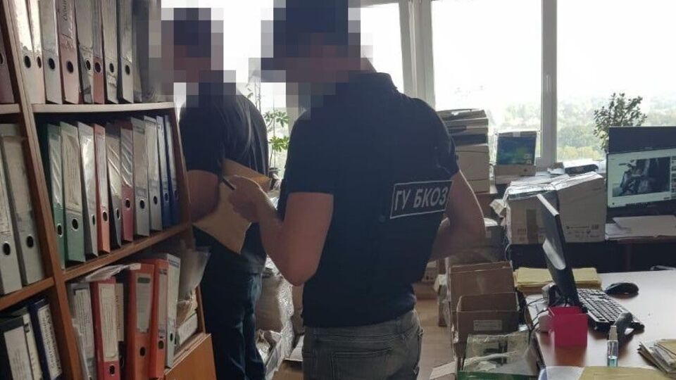 Правоохоронці провели обшуки у приміщеннях Міністерства інфраструктури, Укртрансбезпеки й за адресами, де мешкають фігуранти справи