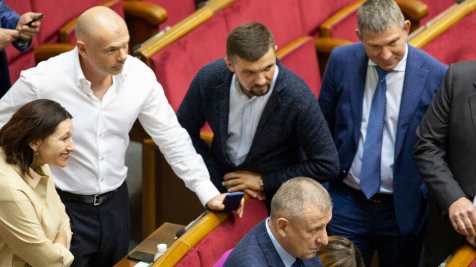 Виділення першого траншу відбудеться тільки за умови виконання зовнішніх зобов'язань перед МВФ, підкреслили в політичній силі