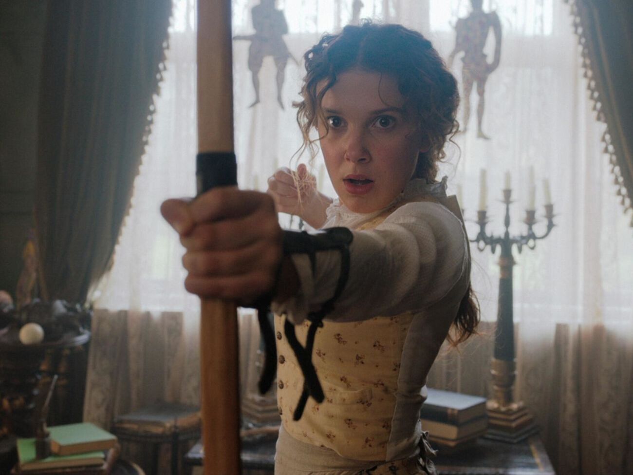 Главную роль исполнила Милли Бобби Браун