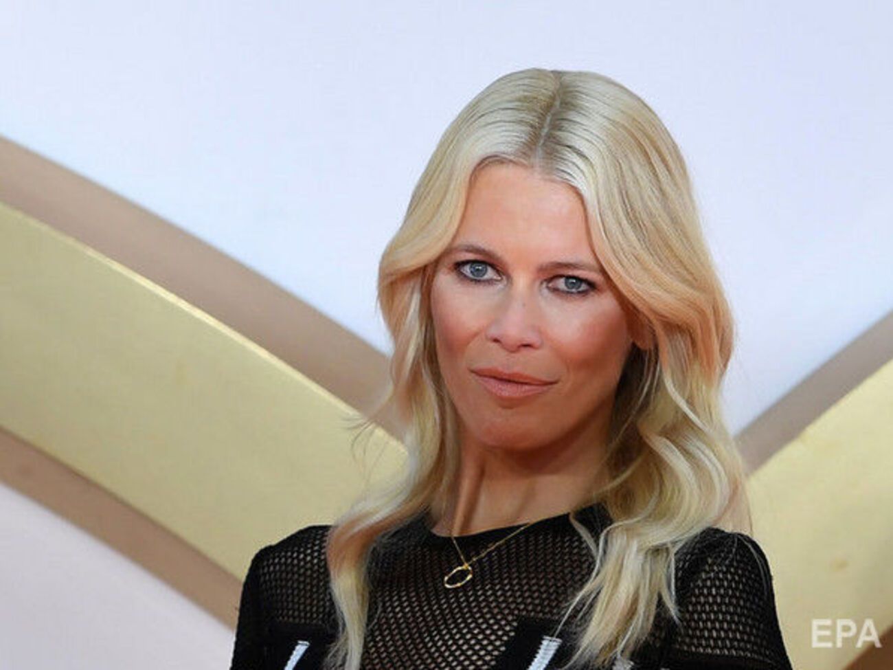 Шиффер народилася 25 серпня 1970 року