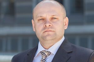 Борисенко відповідав за діяльність фінансово-адміністративного та операційного блоку регулятора
