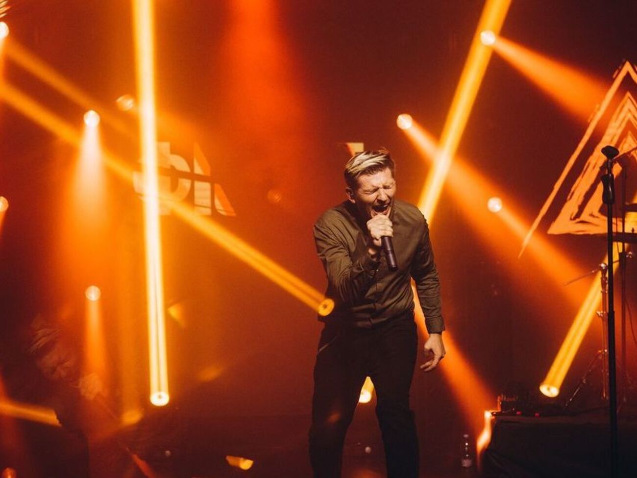 "Фіолет": "Залишимось друзями"&nbsp;навсегда останется символом лета 2020-го, в котором мы учились по-новому любить себя, мир и людей, несмотря на все внешние вызовы и трудности