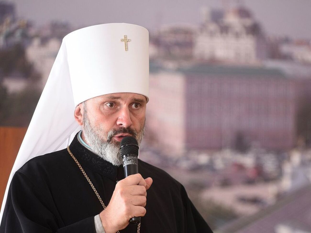 Служіння будь-якого священика у Криму, якщо його не зареєстровано на території РФ, вважають "незаконною місіонерською діяльністю", зазначив митрополит Климент