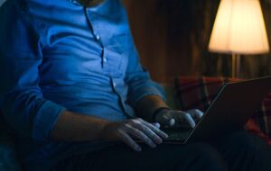 Белорусских IT-специалистов могут перевести на удаленную работу в других странах