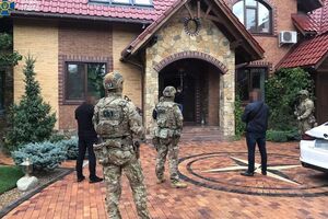 У трьох регіонах України провели обшуки