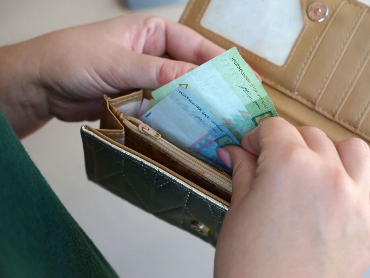 Кабмін визначатиме порядок надання допомоги з часткового безробіття