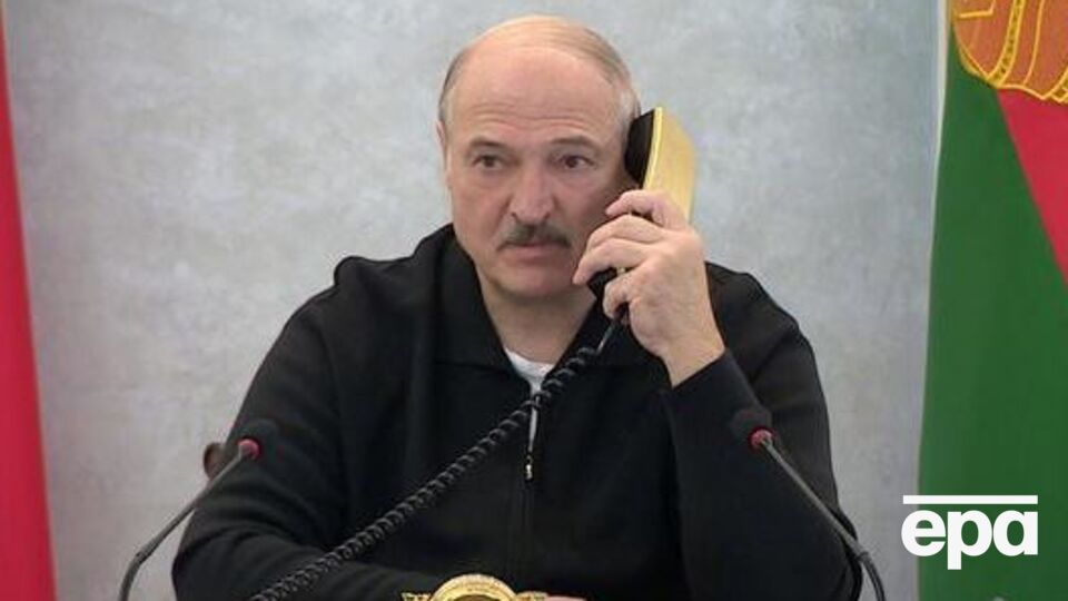 Лукашенко: Світ не без добрих людей. Тому нас лякати не треба