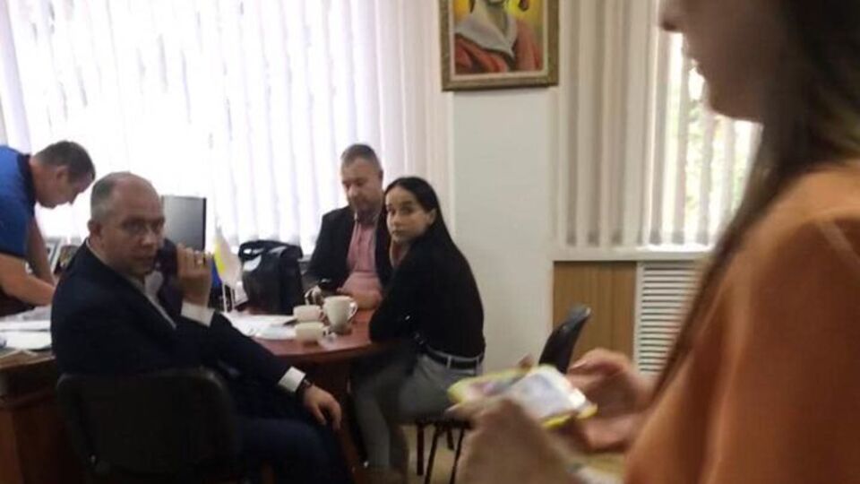 По данным Бондаренко, в обысках участвует 55 человек