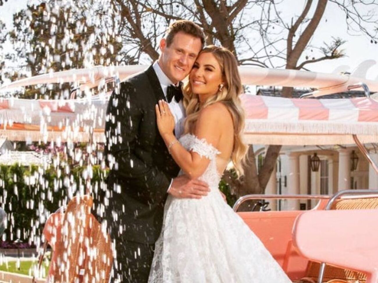 Енгельсон одружився вдруге у травні 2019 года