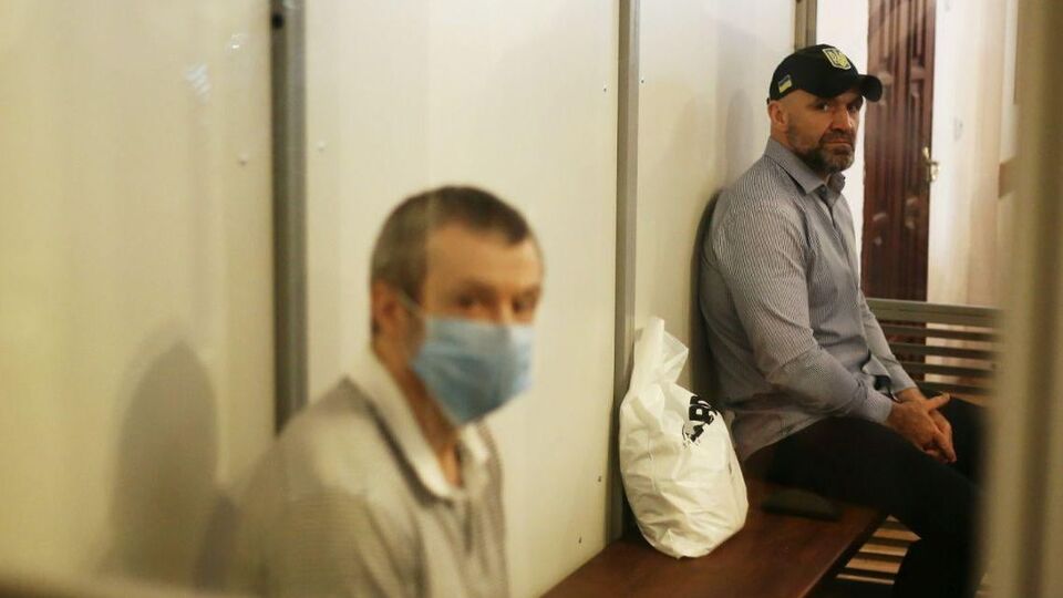 Суд начал рассматривать обвинительный акт в отношении Левина и Мангера 28 августа