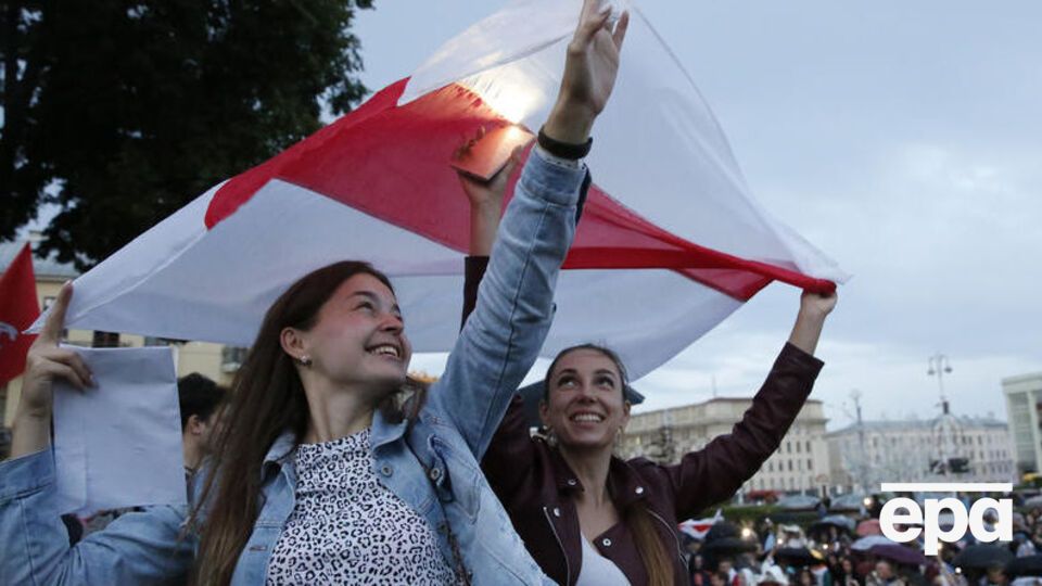 В Беларуси иностранных журналистов массово лишают аккредитации при МИД. Без нее легально работать на территории страны нельзя