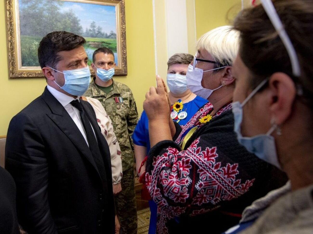 Зеленский заявил, что такие встречи являются обязанностью власти