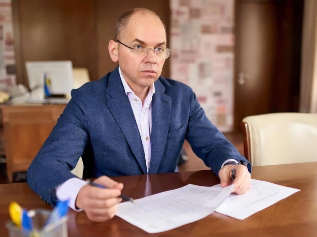 Степанов:&nbsp;На территории, которая относится к "красному" уровню опасности, прекращается работа общественного транспорта
