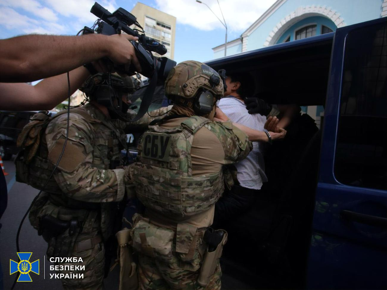 Каримов захватил отделение банка, угрожая взрывчаткой. Выяснилось, что взрывоопасных предметов у него не было