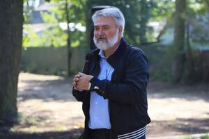 Ницой: Без ответа вопрос о Ларисе Ницой я не оставлю. Что я с ней сделал – спросил меня этот медведчуковский телеведущий. Я создал условия, чтобы она сделала себя сама