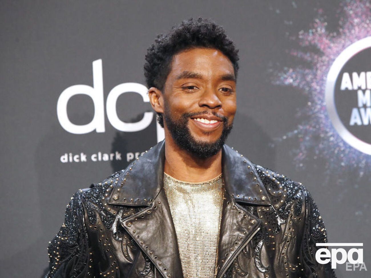 По состоянию на 30 августа у твита о смерти Боузмана 6,7 млн лайков