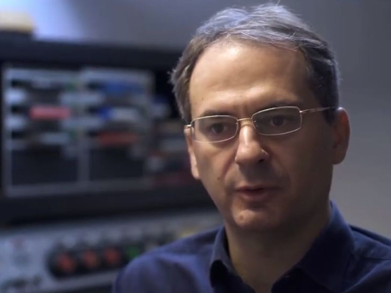 Грозєв: Навального могли отруїти через контакт зі шкірою