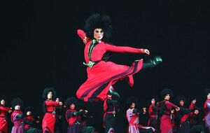 "Сухишвили" подготовил новую танцевальную программу "Артефакты"