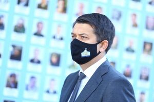 Разумков считает, что вносить изменения в постановление о выборах уже поздно