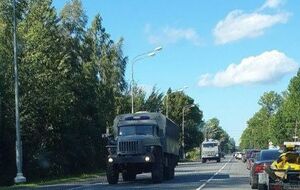 Колону силовиків бачили на трасі, що веде в бік Білорусі, 16 серпня
