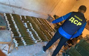 В Харькове гараж переоборудовали под тайник с боеприпасами