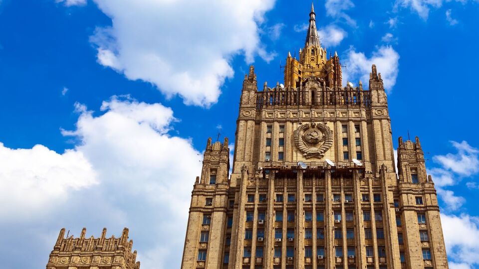 МИД России считает высылку дипломатов из Словакии безосновательной