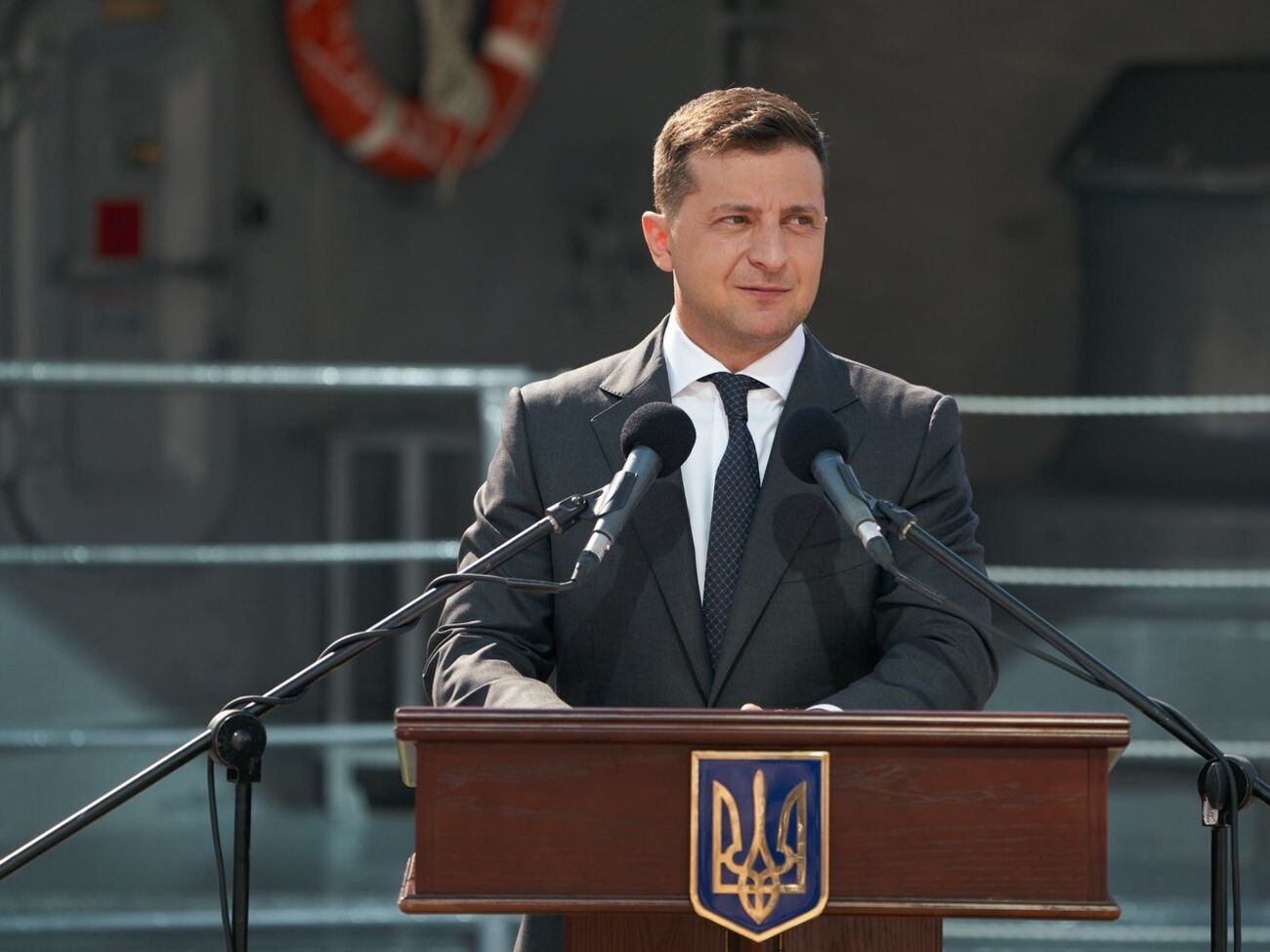 Зеленский считает, что некоторые украинские депутаты забыли, зачем пришли в Раду