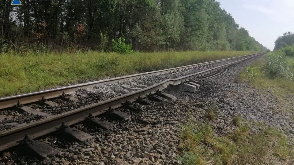Вибух на залізниці розслідують як терористичний акт