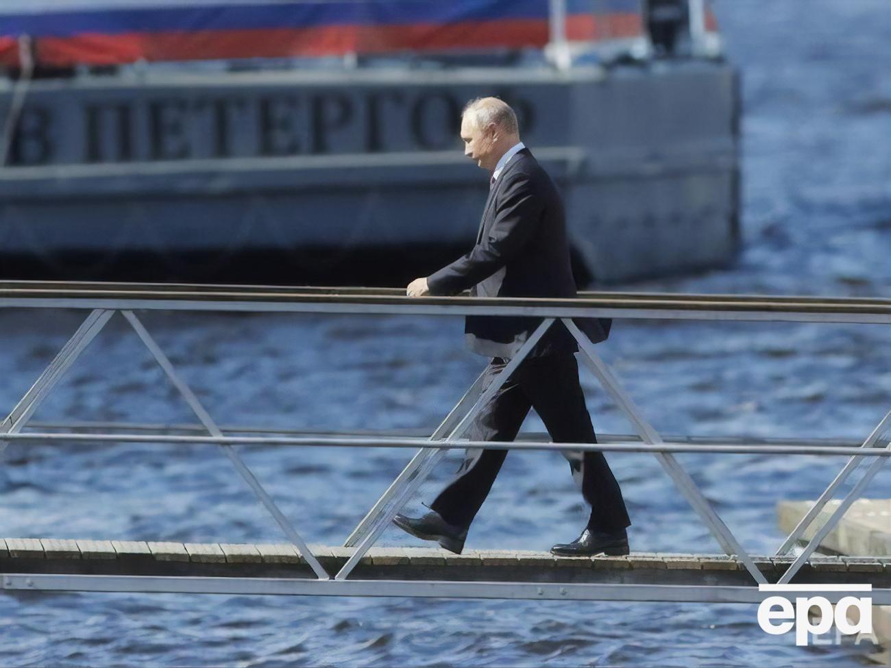 СМИ связывают прилет лайнера Путина с приездом в аннексированный Крым Медведчука