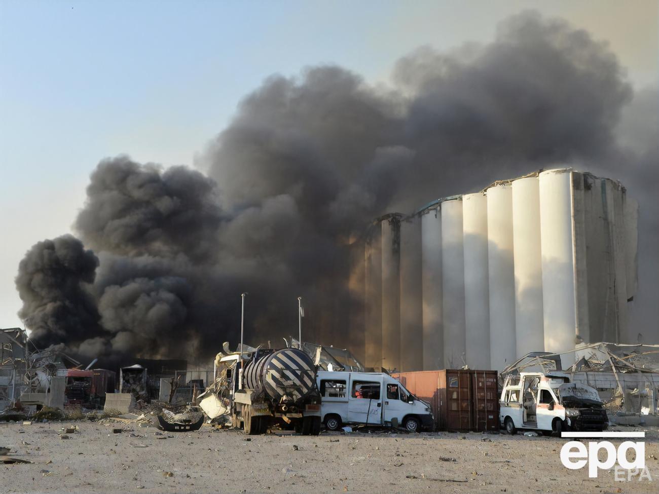 Вибух знищив головне зерносховище порту