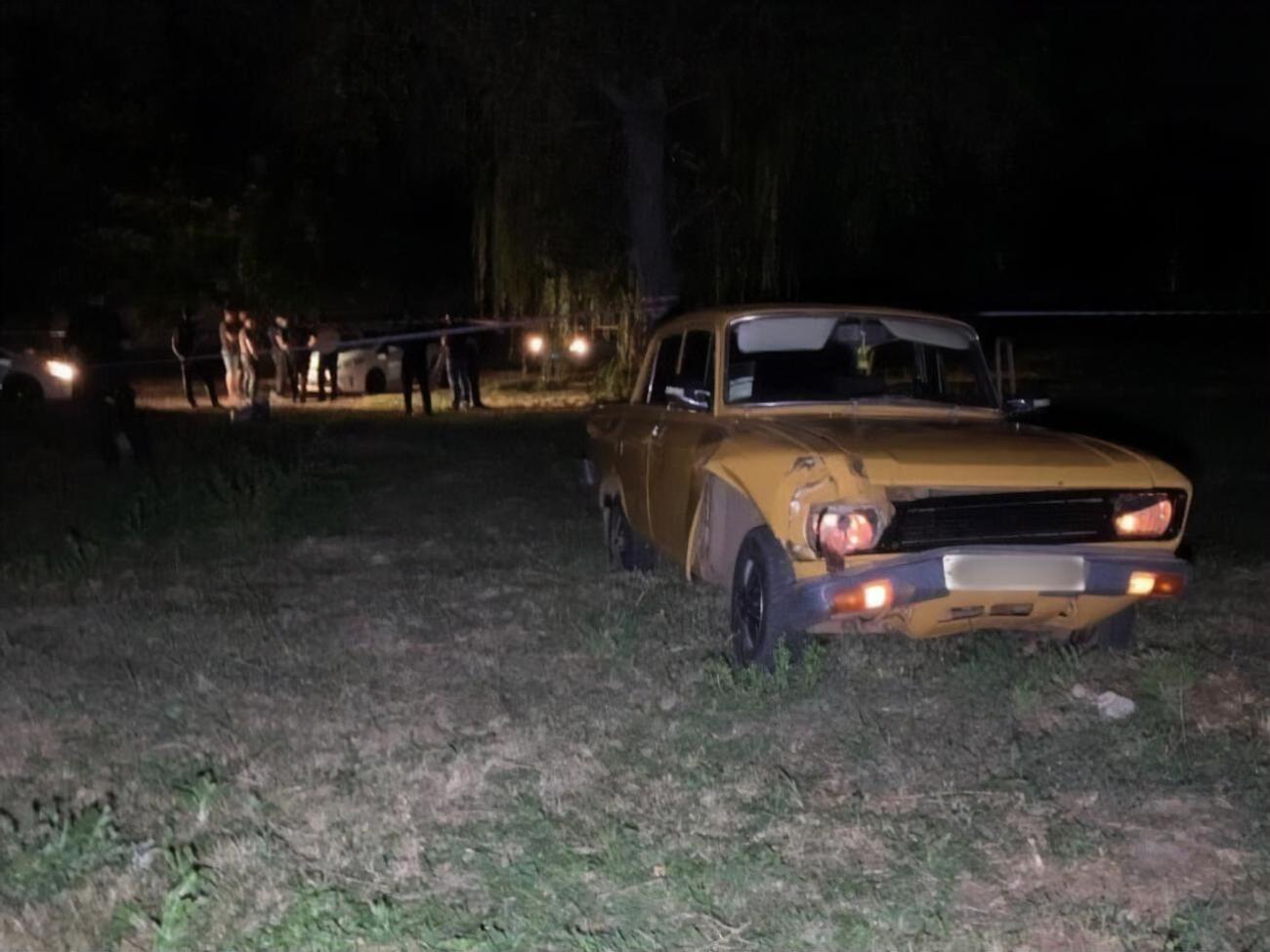 Водія "Москвича" затримали і доправили в Покровське відділення поліції