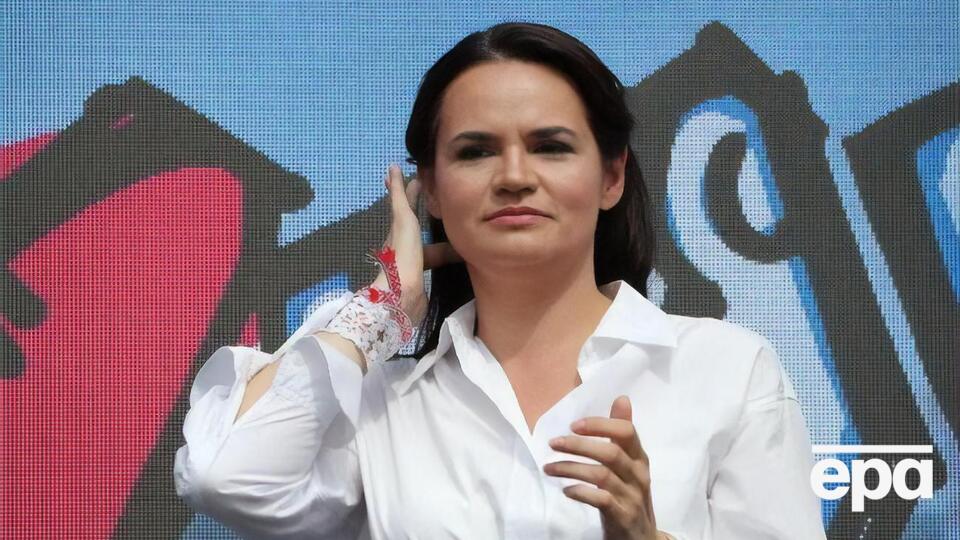 Тихановская считает, что ее зарегистрировали в том числе потому, что она женщина, а "кто там за женщину вообще пойдет"