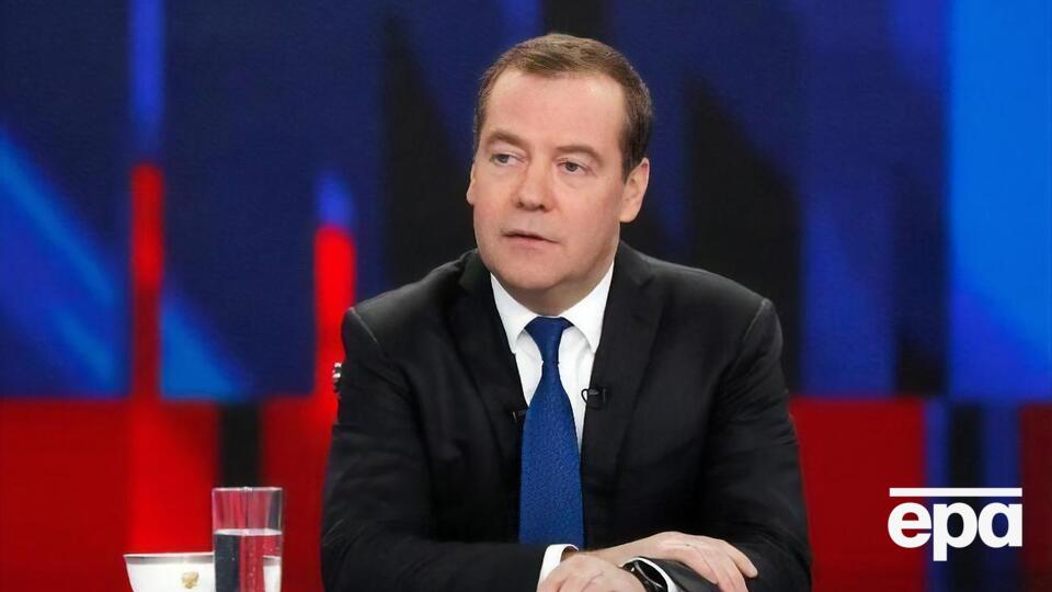 Медведєв застеріг Білорусь від "сумних наслідків"