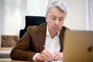 Ткаченко закликав Раду передати собор у Сімферополі у власність Української держави