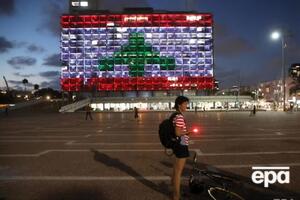 Нове підсвічування з'явилося на мерії ввечері 5 серпня