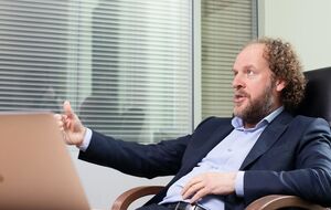 Пітер Девіс: Ільменітовий концентрат з Іршанського ГЗК, про який іде мова у фейковій новині, був реалізований німецькому контрагенту