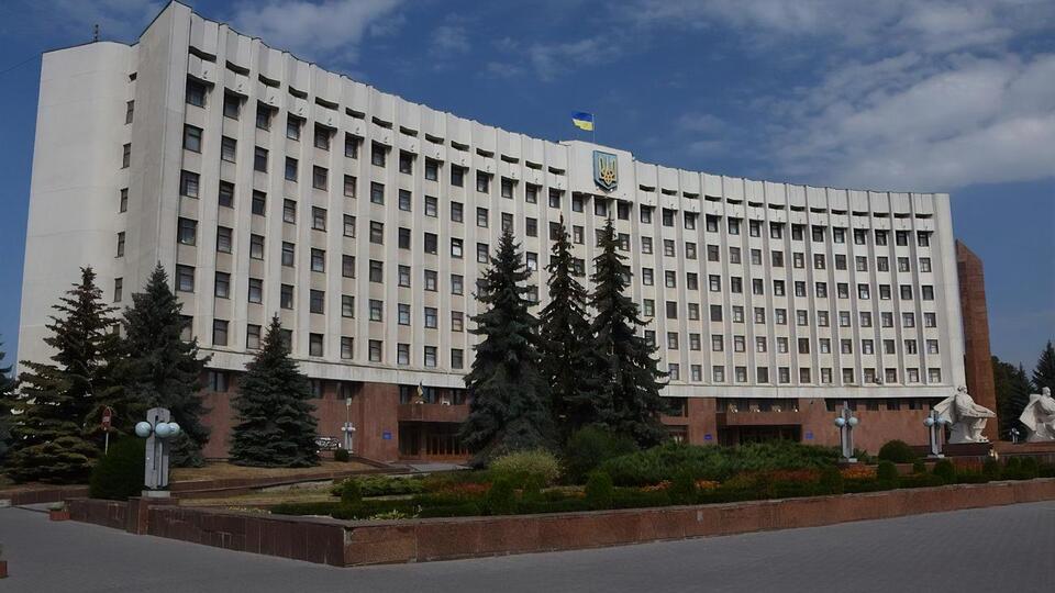 Облрада і далі має намір працювати у штатному режимі