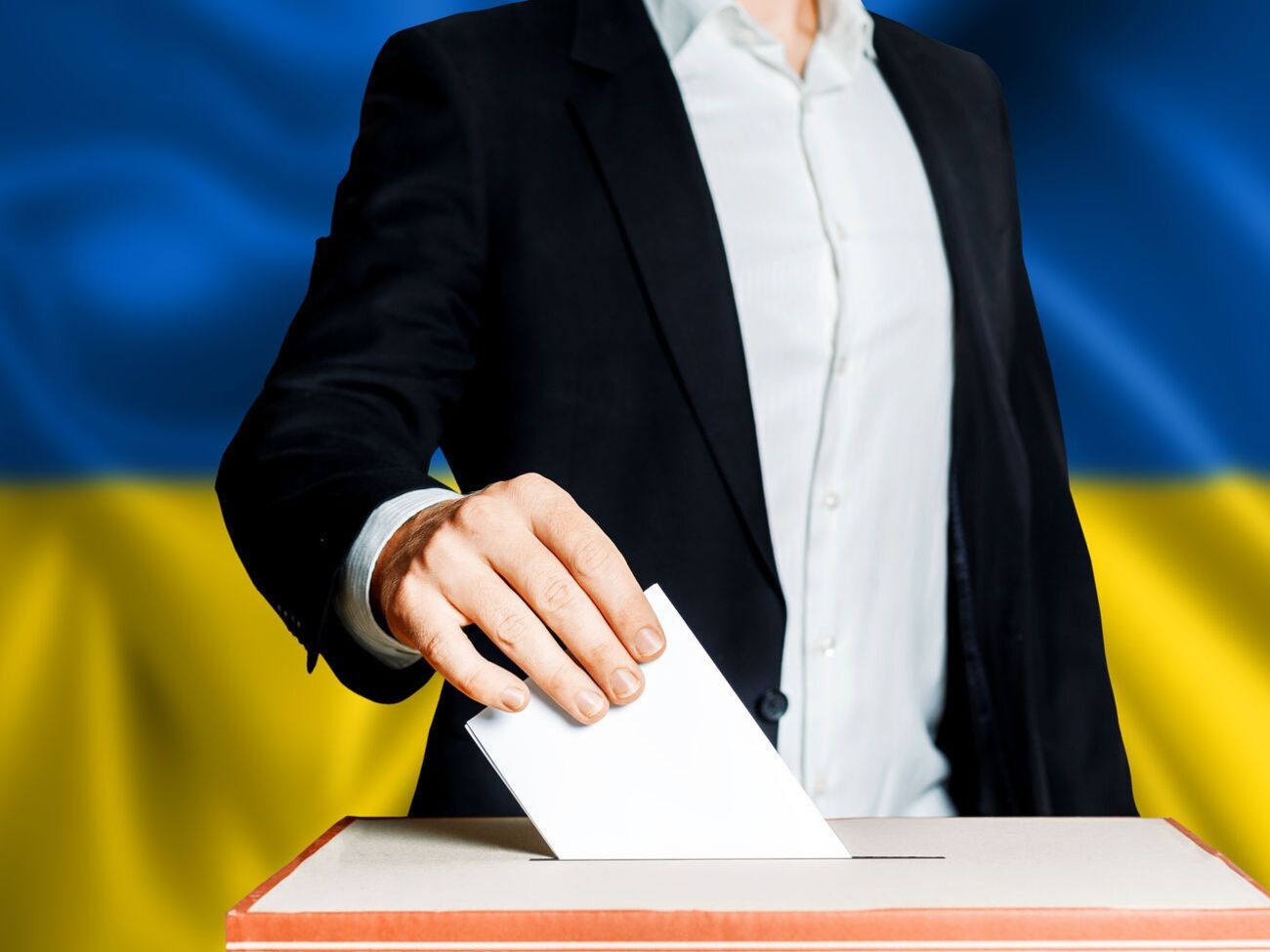 Нардепка від "Слуги народу" Євгенія Кравчук упевнена, що українці виберуть на місцях реальну владу