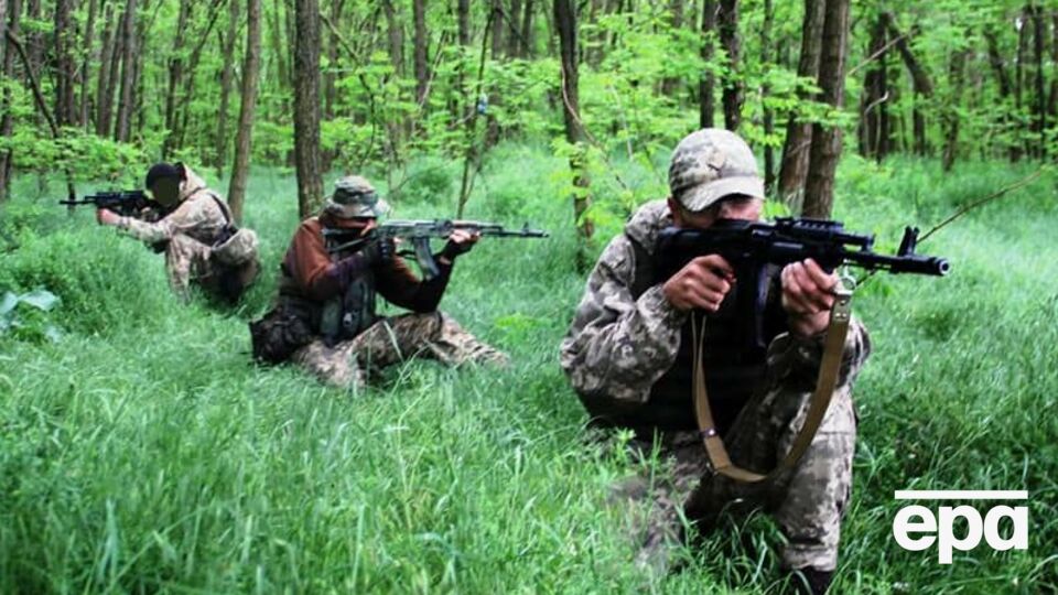 Штаб ООС: Українські військові вогню у відповідь не відкривають