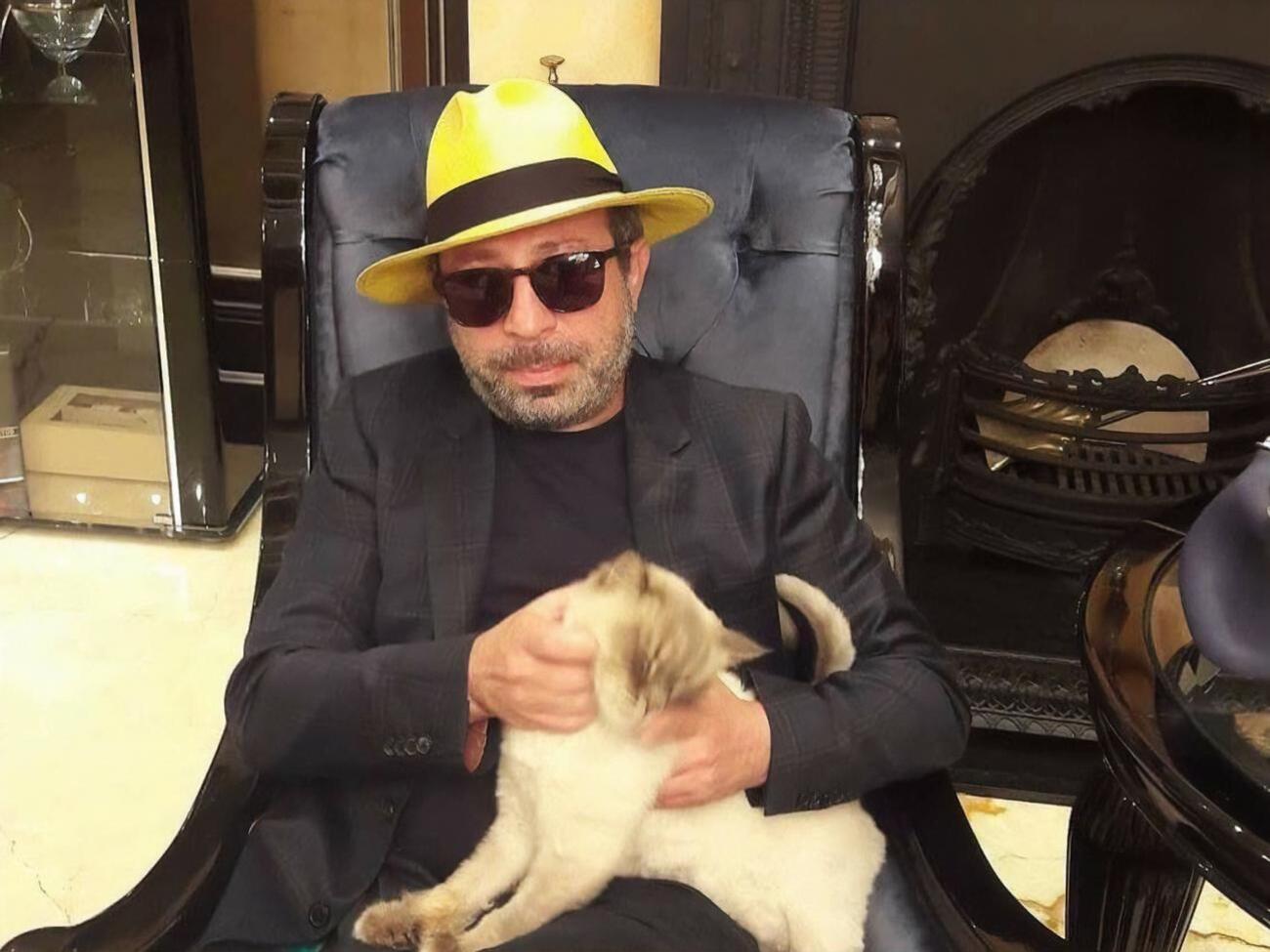 Напередодні Корбан повідомив про обшуки в будинках його родичів і друзів