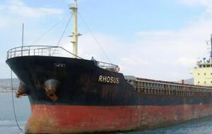 Rhosus простоял у берегов Бейрута с 2013 года и затонул два года назад