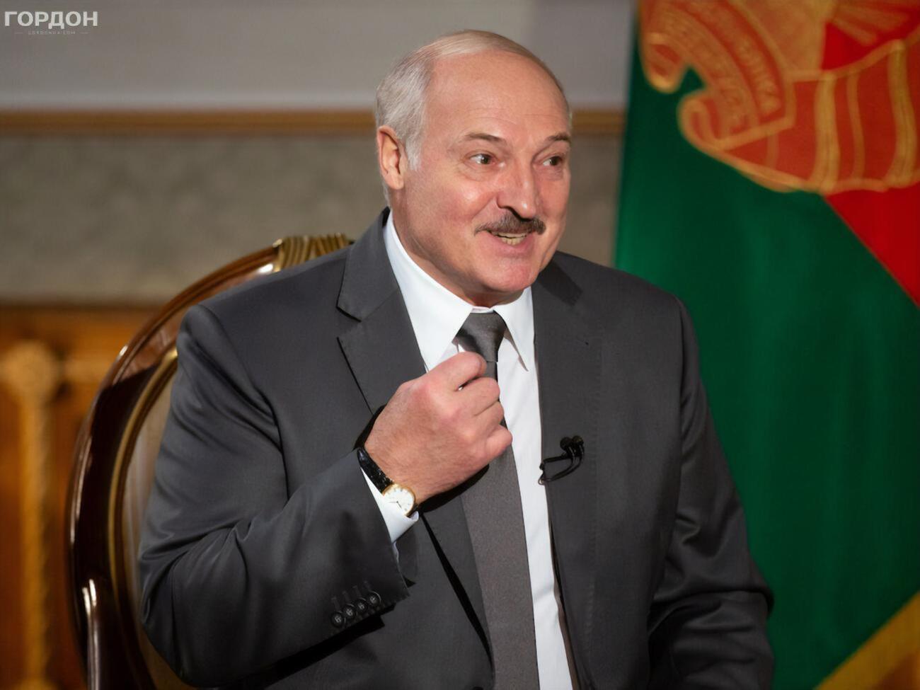 Лукашенко – один из пяти кандидатов на предстоящих выборах президента