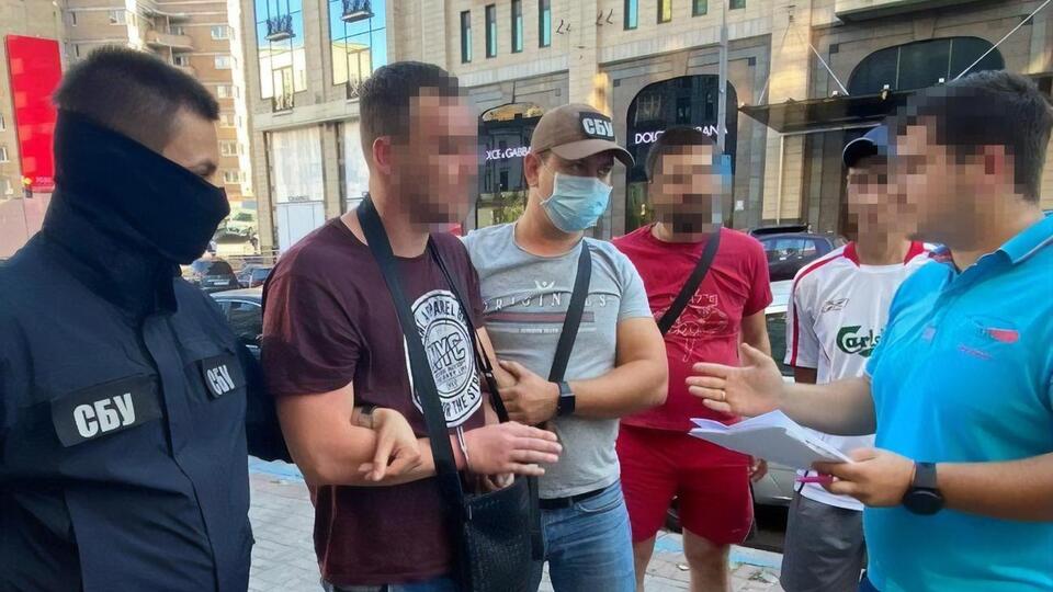 Задержанному планируют сообщить о подозрении