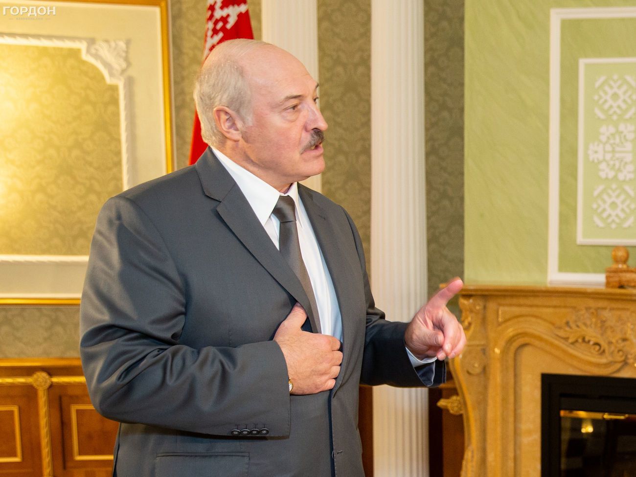 Лукашенко рассказал, что пьет понемножку