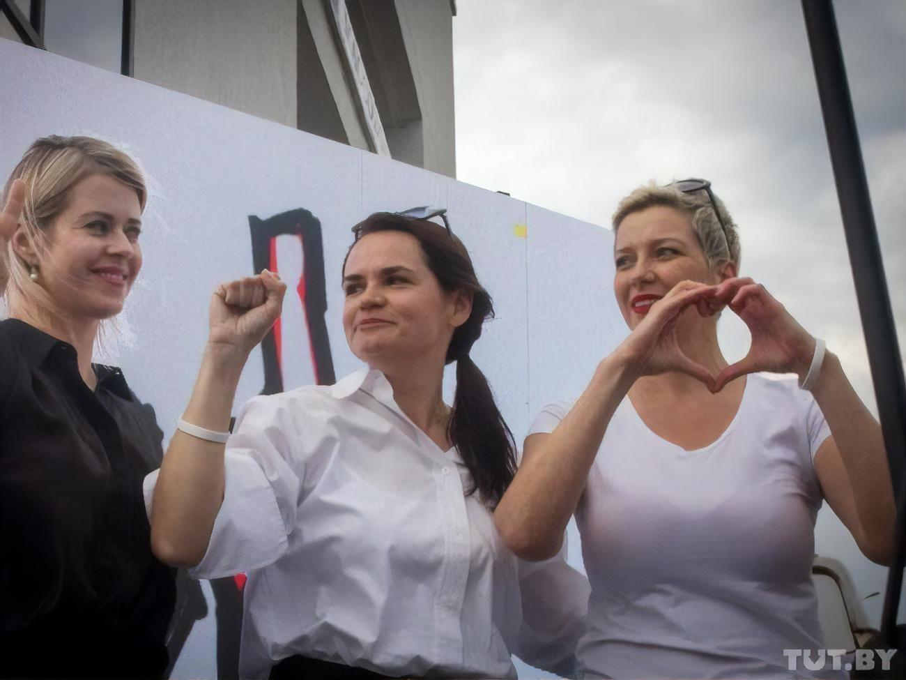 Колесникова (праворуч): Я сподіваюся, що скоро ми будемо жити у країні, де фото не буде злочином