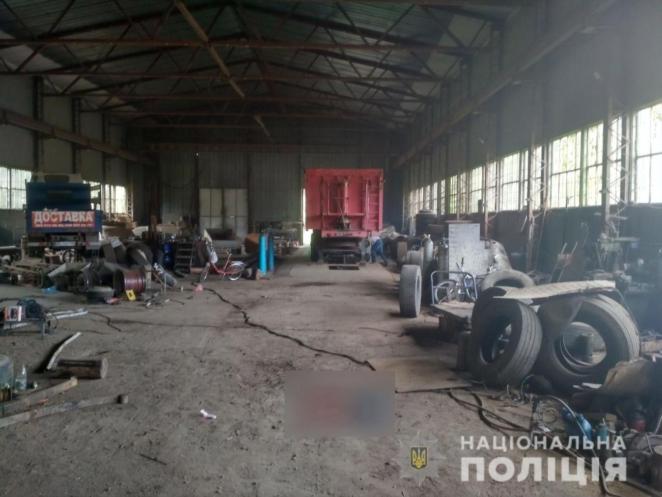 Взрыв произошел в гараже