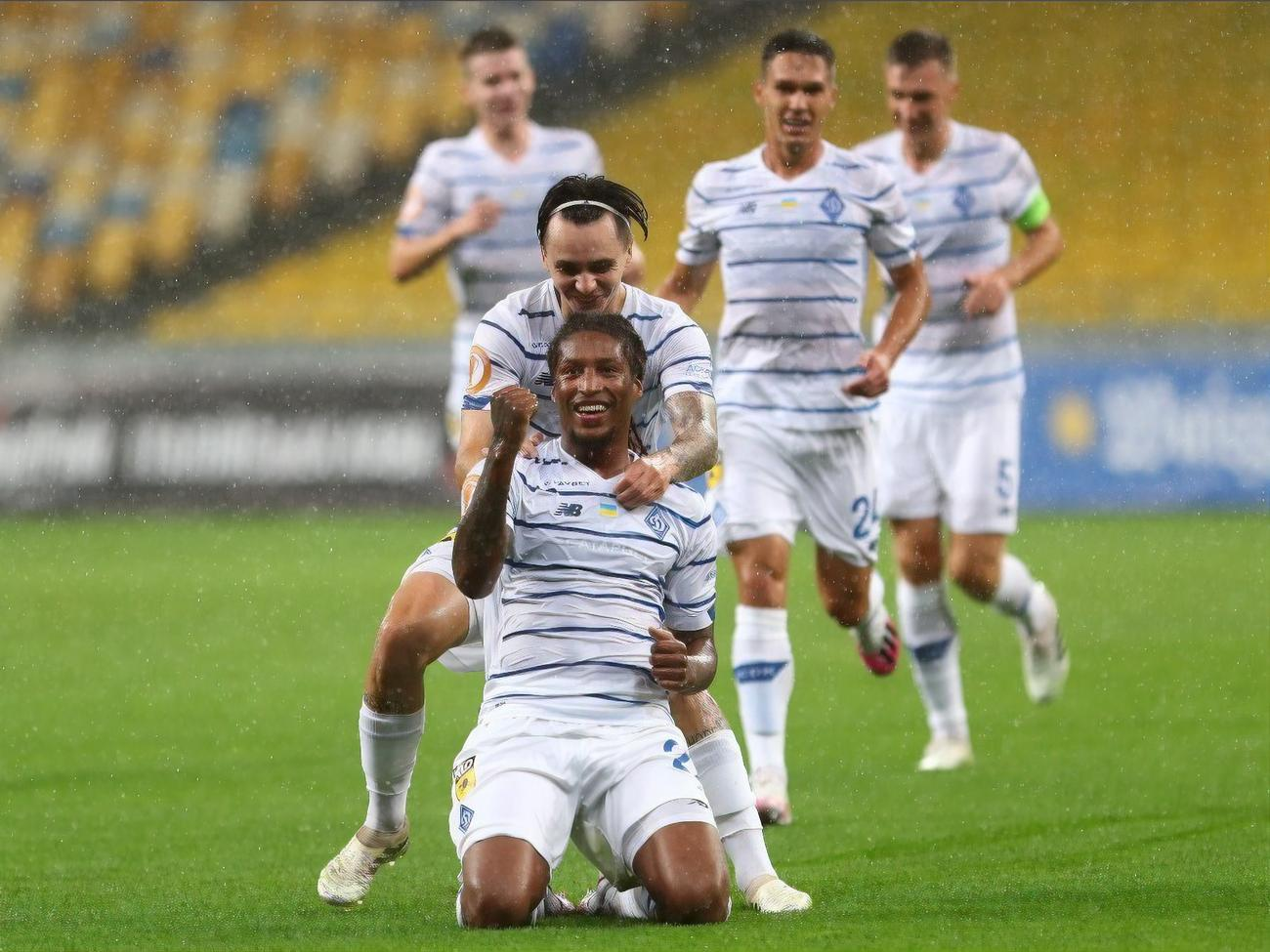 Матч пройдет без зрителей на трибунах