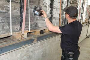 Більш ніж 2,6 млрд сигарет поширюють саме на чорному ринку, зазначають автори звіту