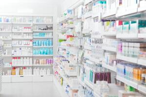 Объем аптечного рынка ежегодно растет в среднем на 12% последние пять лет, говорится в исследовании