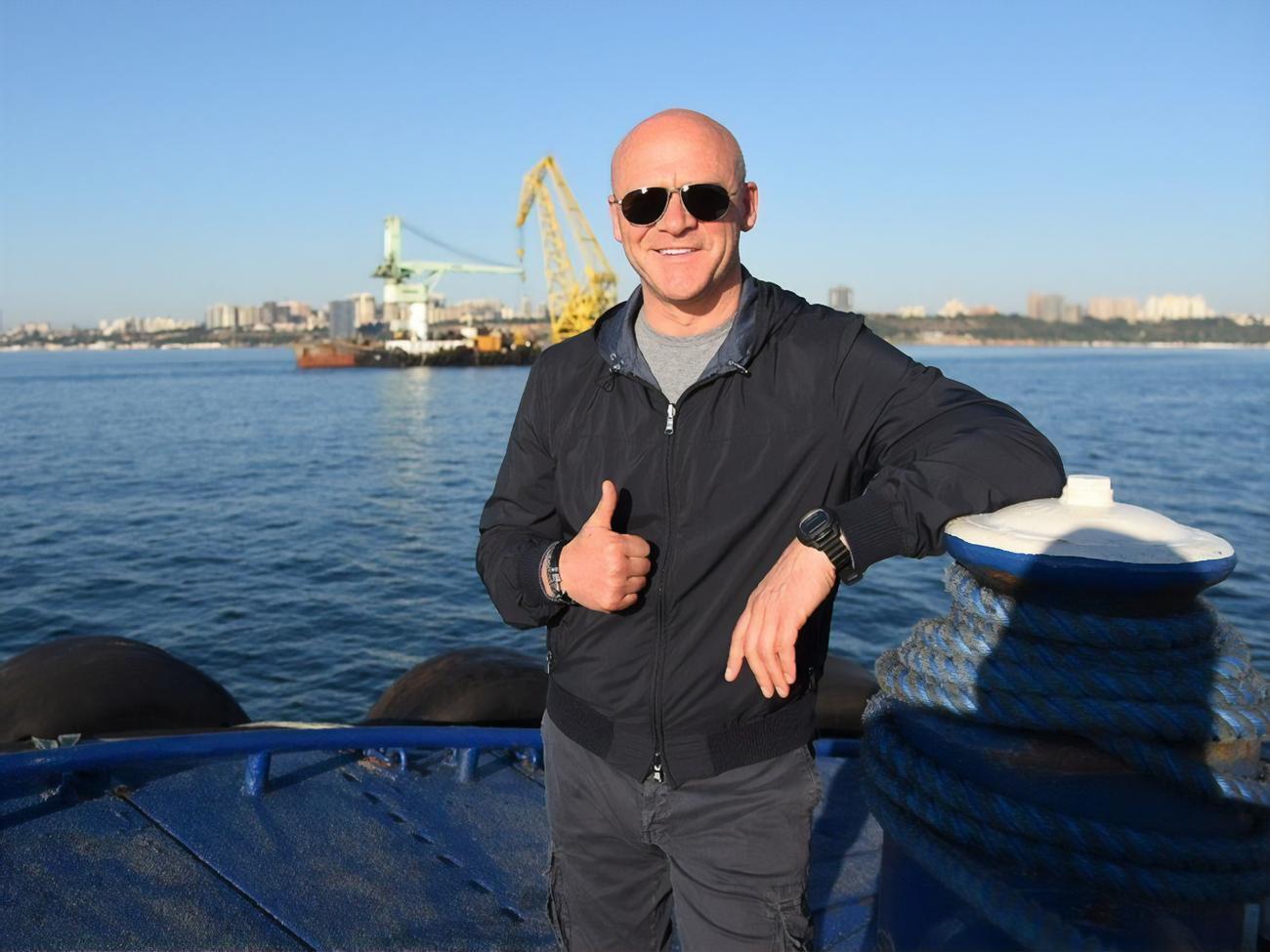 Геннадий Труханов назвал подъем танкера&nbsp;сверхсложной и "даже нейрохирургической операцией"